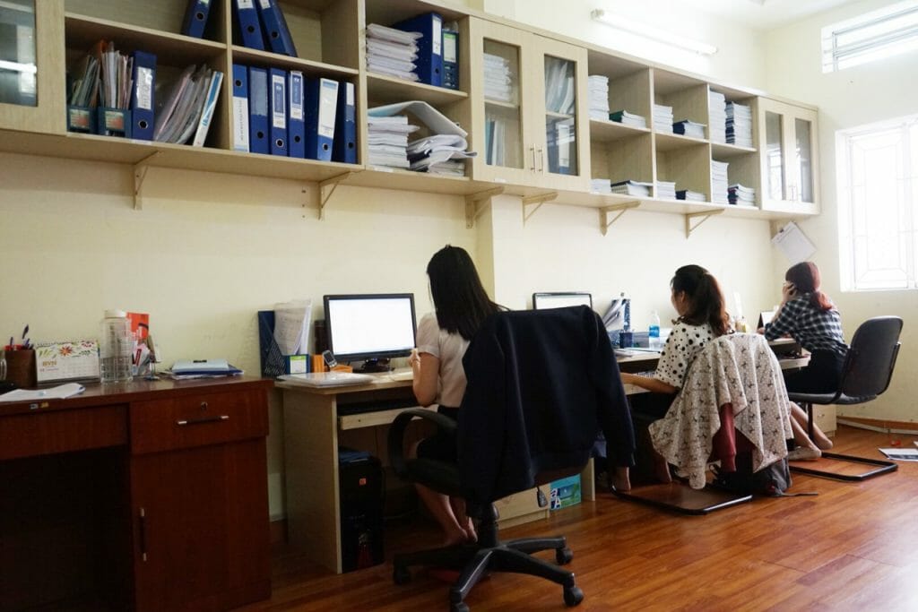Can bo cong nhan vien qcvn 04 1024x683 1